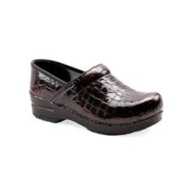 *SOLD*New! Dansko The Professional Womens 36 Brown Patent Crocs - Picture 9 of 9